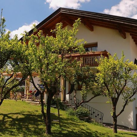 B&B Fruehlingsheim Racines Esterno foto
