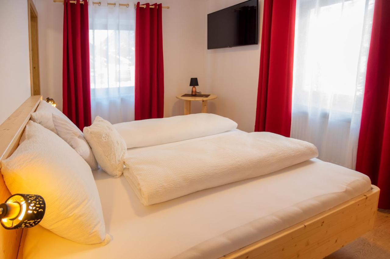 B&B Fruehlingsheim Racines Esterno foto