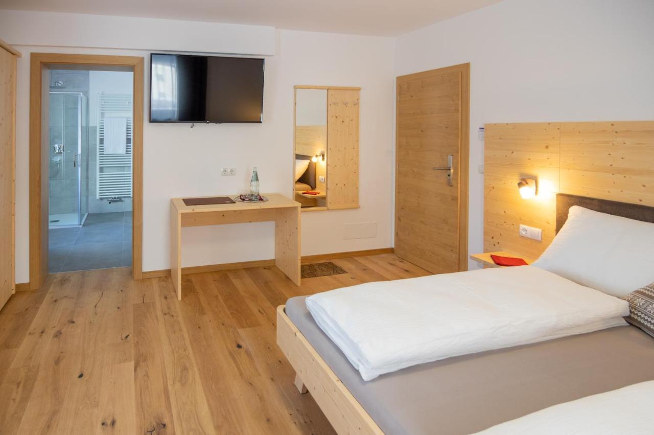 B&B Fruehlingsheim Racines Esterno foto