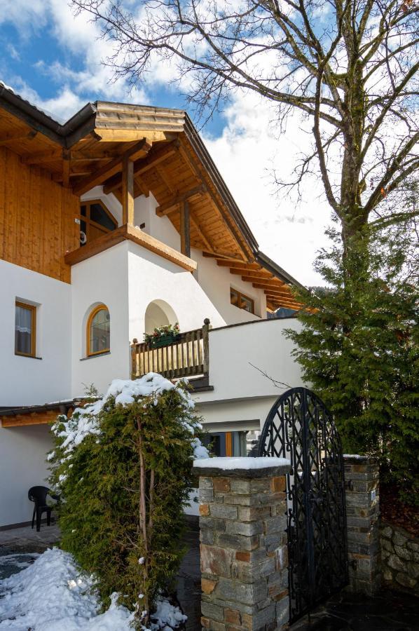 B&B Fruehlingsheim Racines Esterno foto