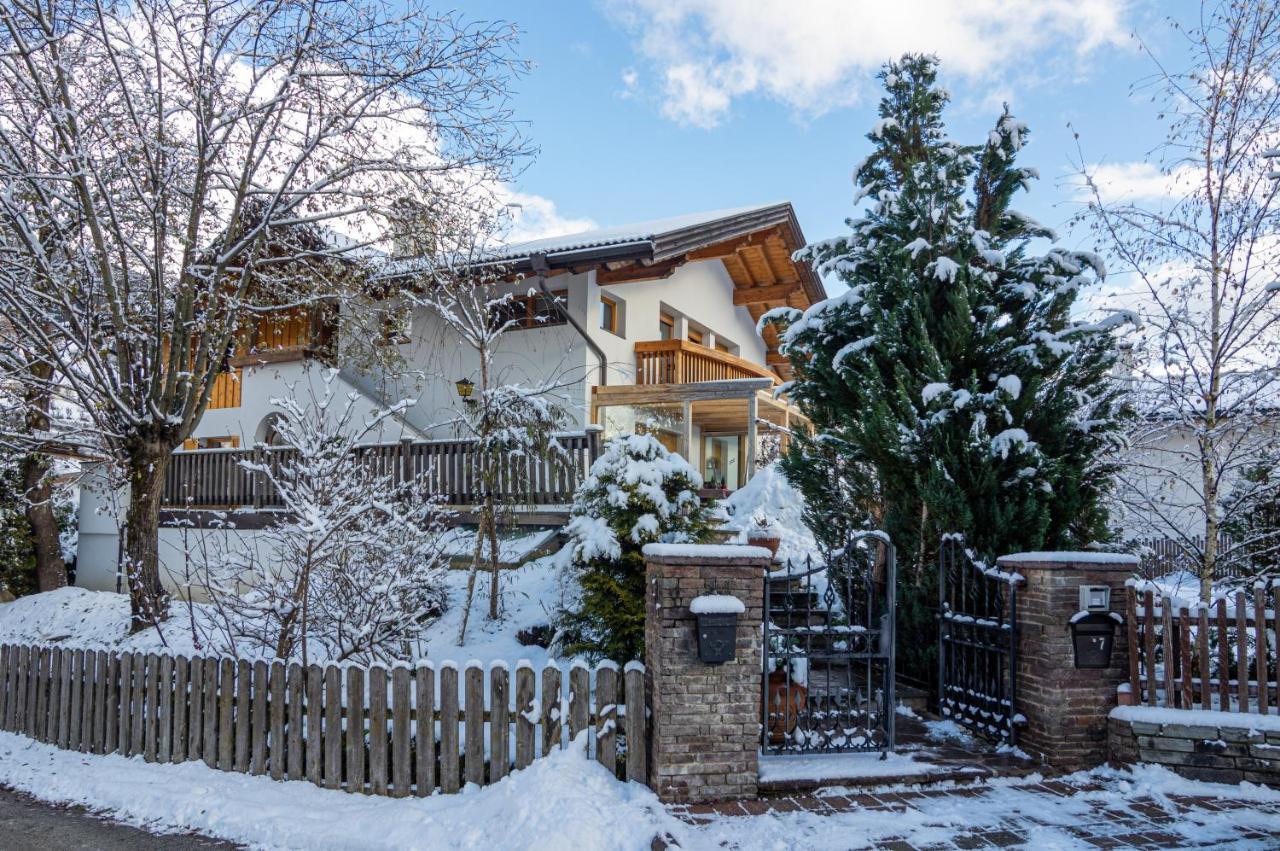 B&B Fruehlingsheim Racines Esterno foto