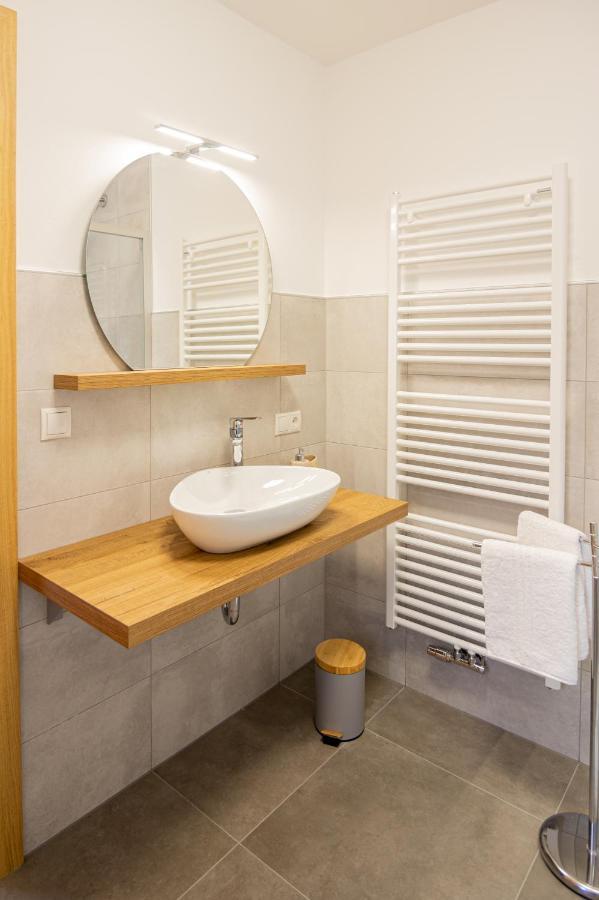 B&B Fruehlingsheim Racines Esterno foto