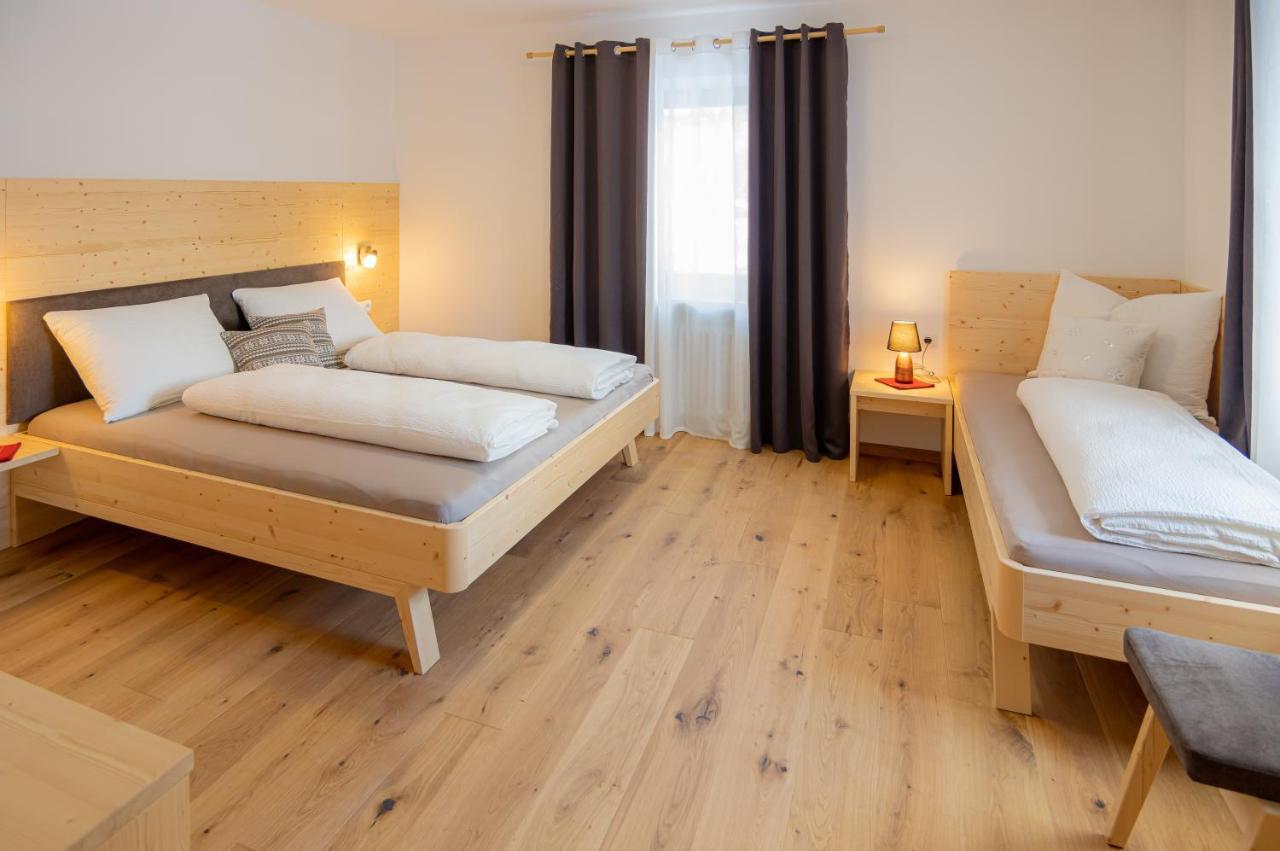 B&B Fruehlingsheim Racines Esterno foto