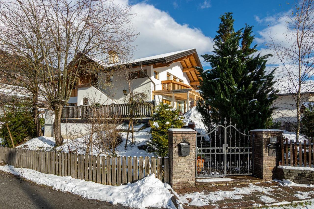 B&B Fruehlingsheim Racines Esterno foto