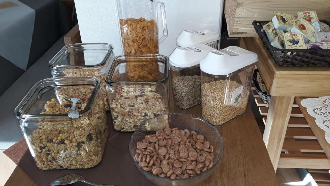 B&B Fruehlingsheim Racines Esterno foto