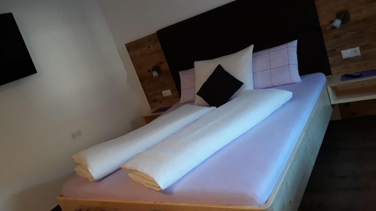 B&B Fruehlingsheim Racines Esterno foto