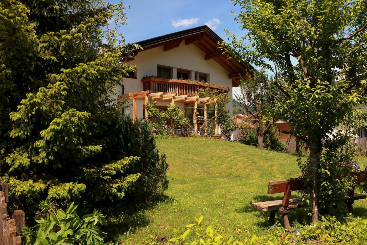 B&B Fruehlingsheim Racines Esterno foto