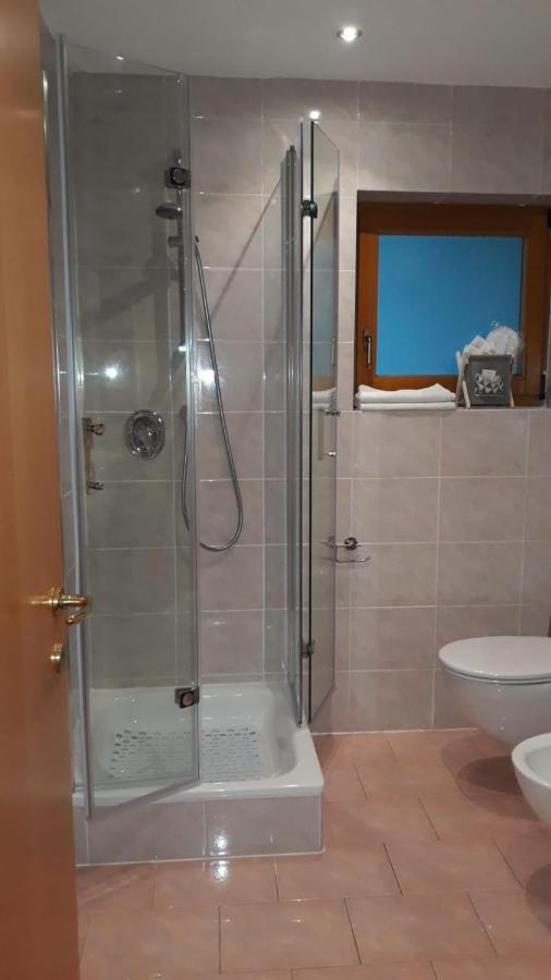B&B Fruehlingsheim Racines Esterno foto